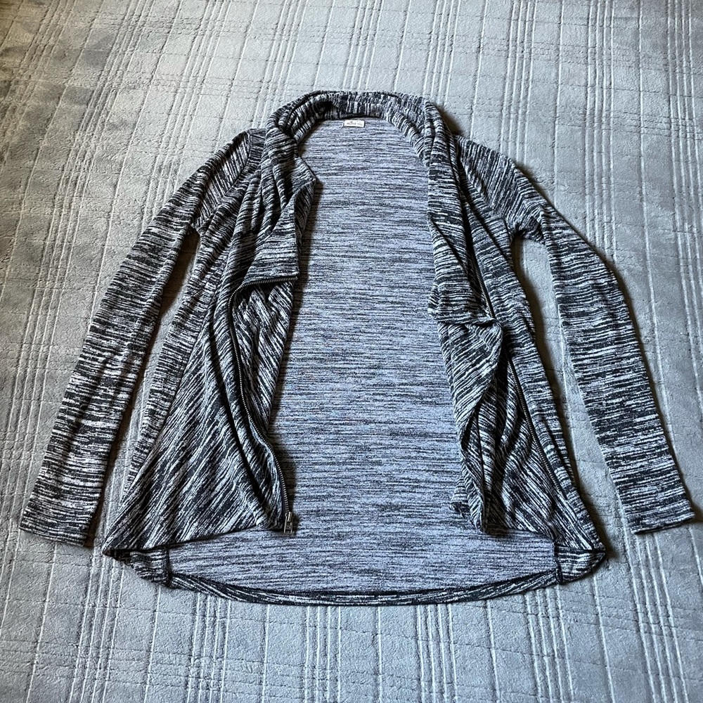 Hollister knit cardigan
